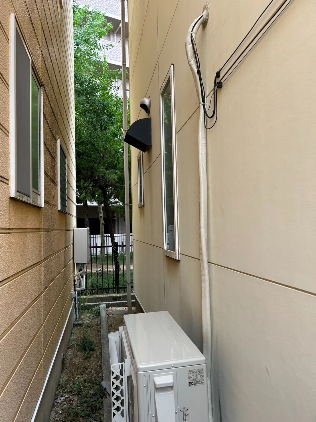 安いからおすすめ！元消防士の岡山エアコン取り付け業者はUNO設備へ！