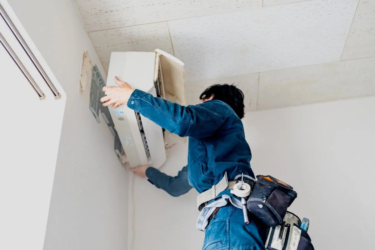 エアコン工事の電源チェック！専用コンセントや200V対応までを網羅